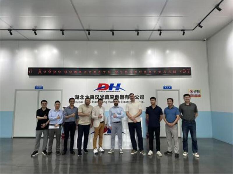 俄罗斯知名公司莅临我厂考察